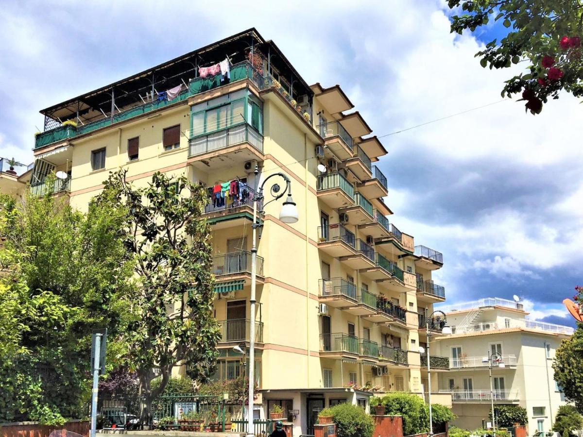 Appartamento Locazione Turistica Ritamar Sorrento Esterno foto